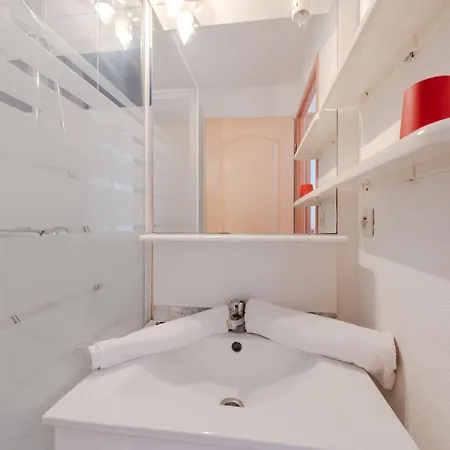 Les Exals By Interhome *